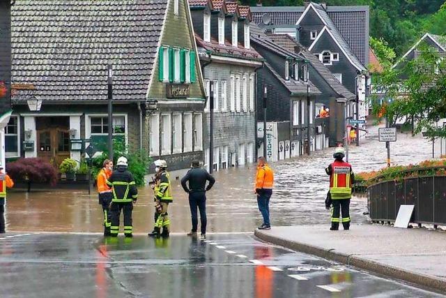 Fotos: Hochwasser und berschwemmungen hinterlassen in NRW eine Spur der Verwstung