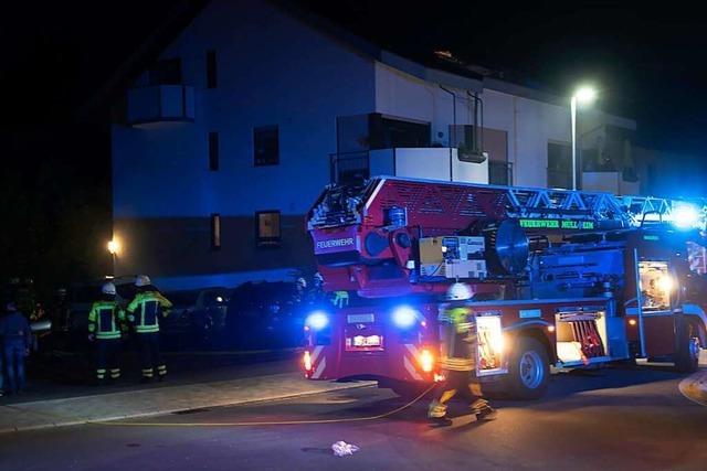 Feuerwehr Mllheim wird zu Chlorgaseinsatz und verrauchter Wohnung gerufen