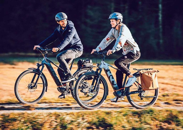 Die Cross-Tour-Modelle von Husqvarna  ... auf Straen und Feldwegen Freude hat.  | Foto: Rudi Schedl - Husqvarna E-Bicylces