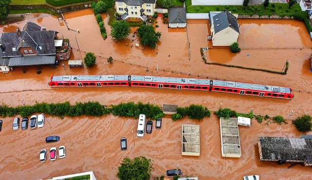 Hochwasser in Rheinland-Pfalz  | Foto: Sebastian Schmitt (dpa)