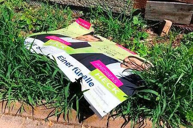 Wahlplakate wurden kurz vor dem zweiten Wahlgang am 25. Juli demoliert.  | Foto: privat