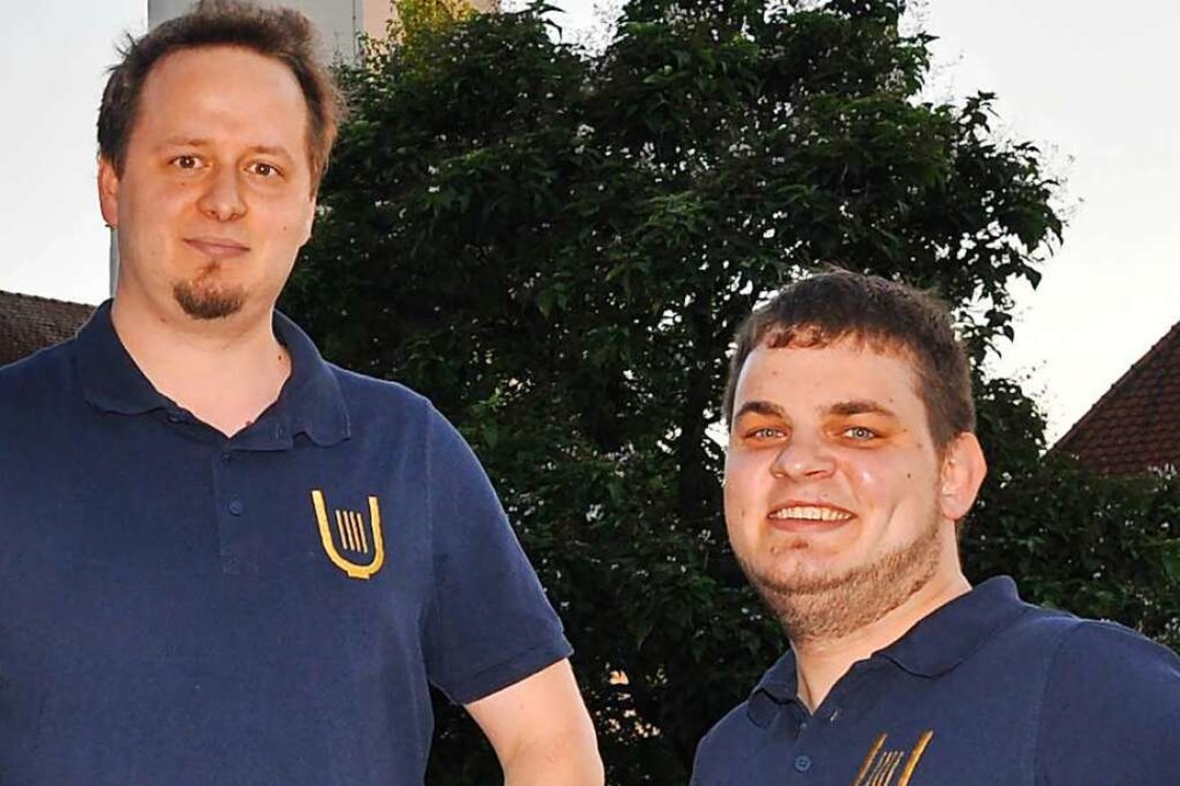 Sascha Armbruster (links) und  Felix H...Vorsitzender des Musikvereins Umkirch.  | Foto: Peter Kappeler