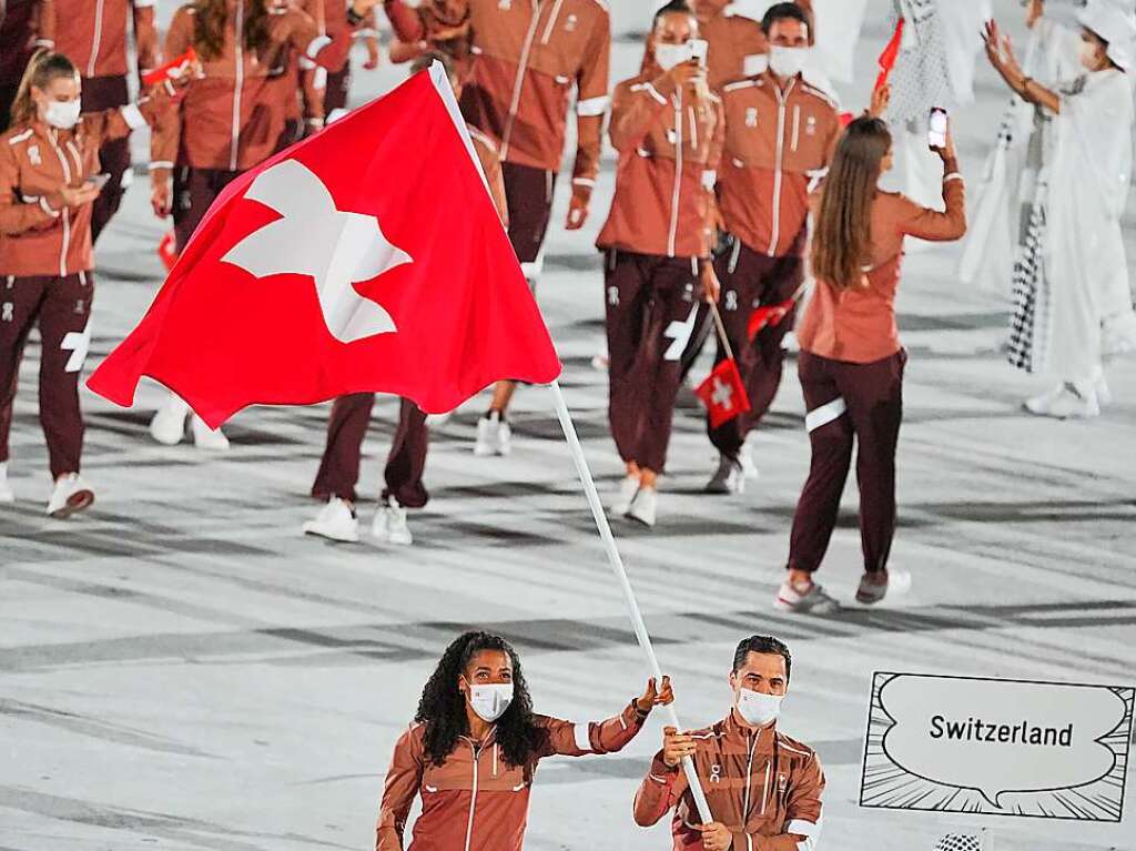 Die Mannschaft aus der Schweiz wird angefhrt von der Leichtathletin Mujinga Kambundji und Fechter Max Heinzer.