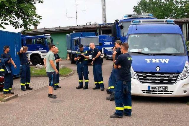 Brckenbaufachgruppe des THW Mllheim ersetzt zerstrte Brcke im Hochwassergebiet