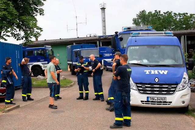 Das Hauptkontingent des Mllheimer THW...d Neuenahr-Ahrweiler am Samstagmittag.  | Foto: Volker Mnch