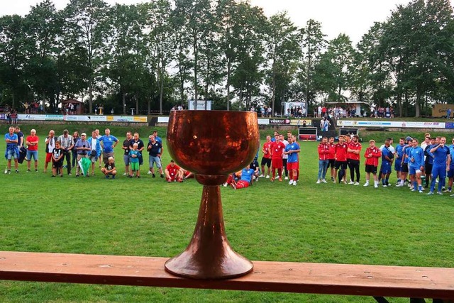 Beim SV Gndlingen wurde der Sieger de...ilten den Rasen  als nicht bespielbar.  | Foto: Christine Weirich