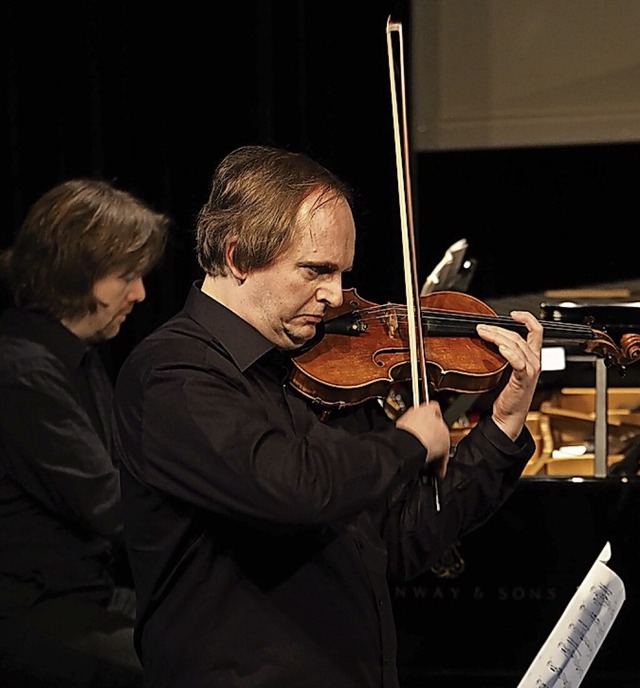 Friedemann Treiber (Violine) und Roman...8222;Roadmovies&#8220; von John Adams.  | Foto: privat