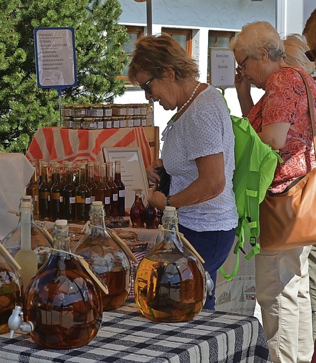 Einen Naturparkmarkt gibt es am 8. August in Husern.  | Foto: Christiane Sahli