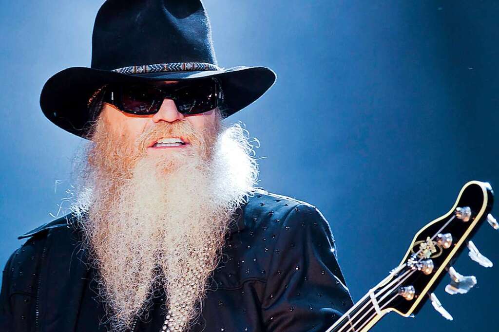 Trauer bei ZZ Top: Bassist Dusty Hill stirbt im Alter von ...