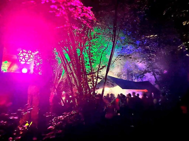 Raves sind Open-Air-Partys ohne festen...legale Mglichkeiten fr Raves bieten.  | Foto: IG Subkultur