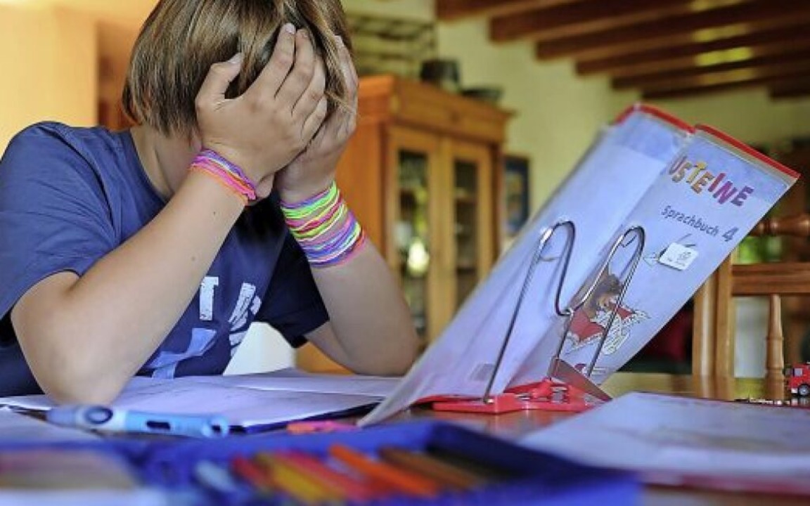 Die Corona-Pandemie hat viele Schüler ...e Fallzahlen in der Kinderpsychiatrie.  | Foto: Verwendung weltweit, usage worldwide