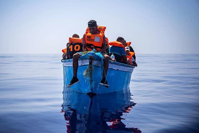 Die gemeinsame staatliche Seenotrettun...der spanischen Organisation Open Arms.  | Foto: Santi Palacios (dpa)