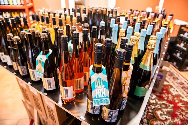 Bier und Wein und mehr &#8211;  aber o...zialisiert, weil die Nachfrage wchst.  | Foto: Emmanuele Contini