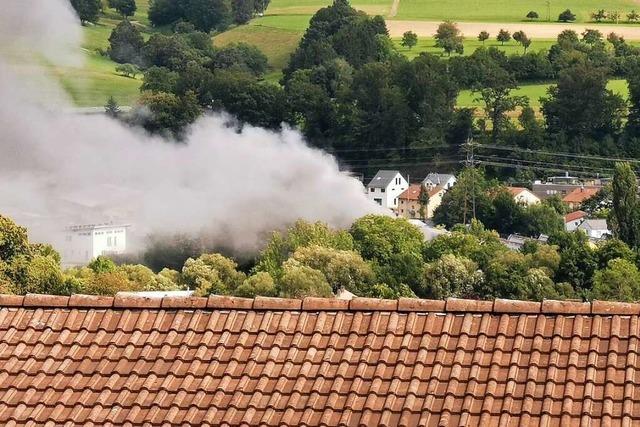 Container brennt auf dem KSW-Gelnde in Waldkirch-Kollnau