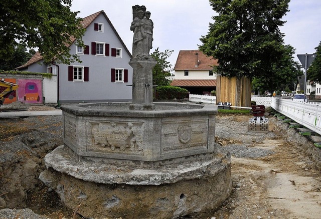 Der Brunnen am Lindenplatz  | Foto: Volker Mnch