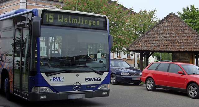Der Bus aus Welmlingen verpasst in Efr...auf die Linie 55 nach Basel umsteigen.  | Foto: langelott