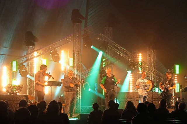 Musik zum Mitsingen, Mitklatschen und ...nzertabend in der Kirche St. Johannes.  | Foto: Georg Vo