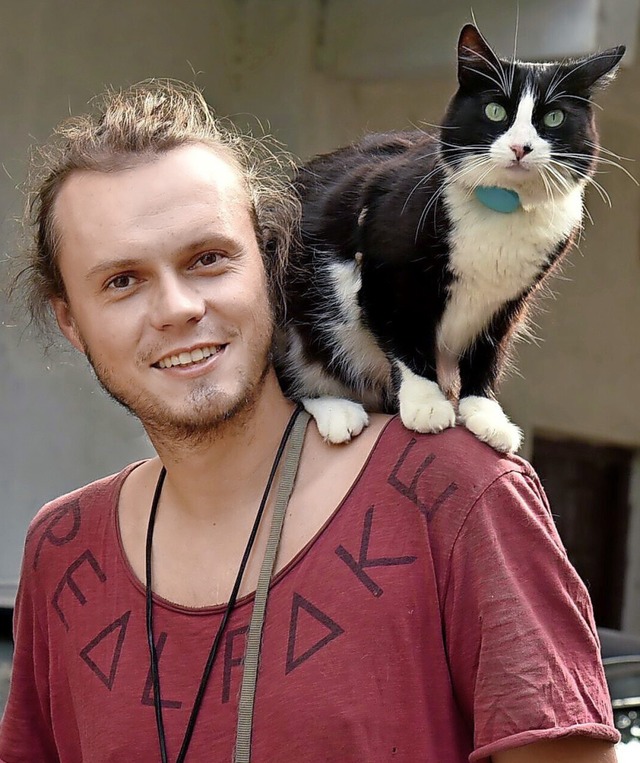 Martin Klauka und seine Katze Mogli   | Foto: Privat (dpa)