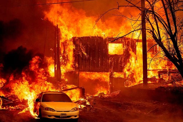 Das Dixie-Feuer zerstrt Greenville  | Foto: JOSH EDELSON (AFP)