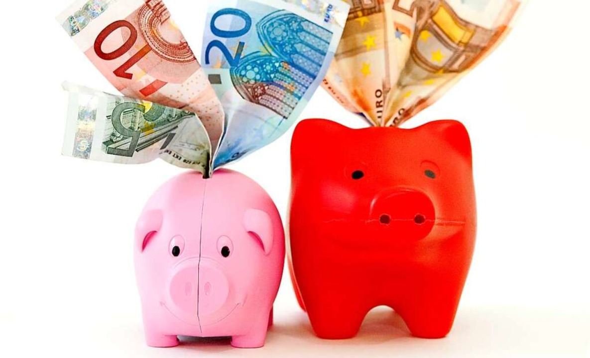 Banken verwahren das gesparte Geld.  | Foto: Mascha Brichta