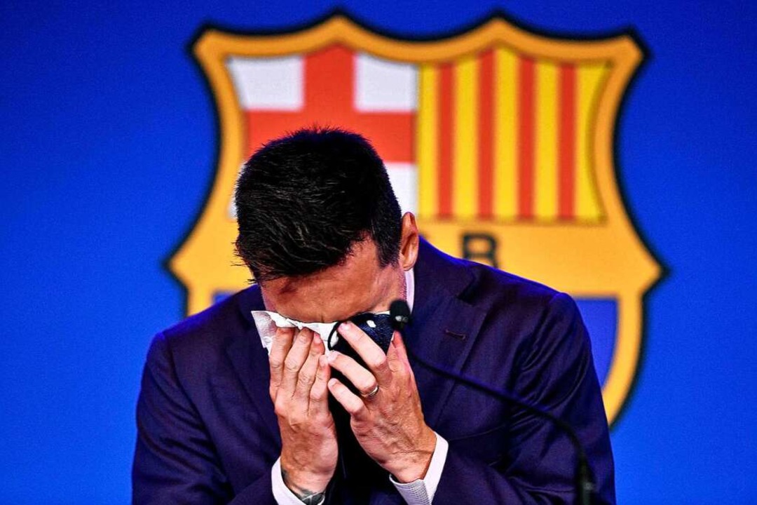 Lionel Messi bei seinem Abschied unter Tränen  | Foto: PAU BARRENA (AFP)