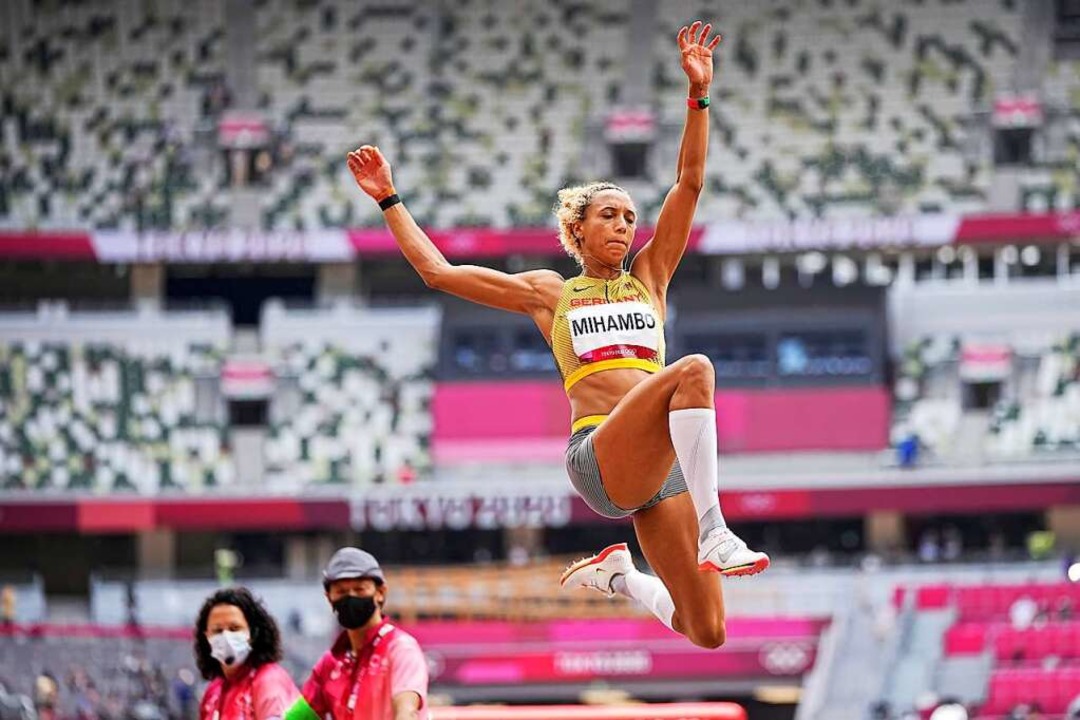 Erfllte die hohen Erwartungen: Malaika Mihambo, Olympiasiegerin im Weitsprung.  | Foto: Michael Kappeler (dpa)