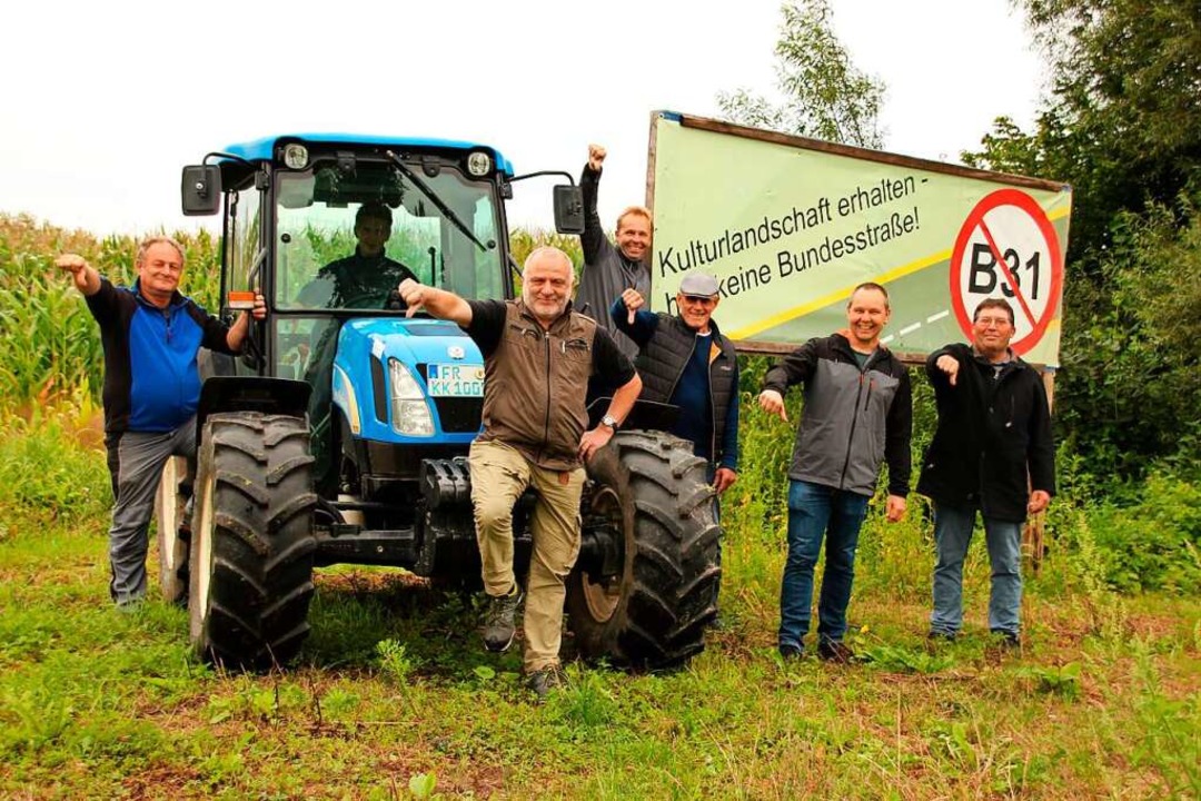 Landwirte im Bereich der geplanten B-3... verbundenen Verlust von Anbauflächen.  | Foto: Mario Schöneberg