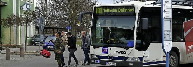 Die Busverbindung in die Ortsteile soll besser werden.   | Foto: Volker Mnch