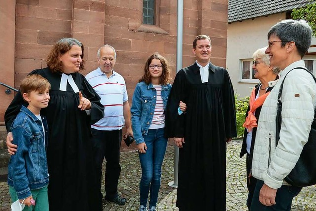 Das Pfarrerehepaar Juliane und Martin ...urde am Sonntag in Schmieheim begrt.  | Foto: Sandra Decoux-Kone