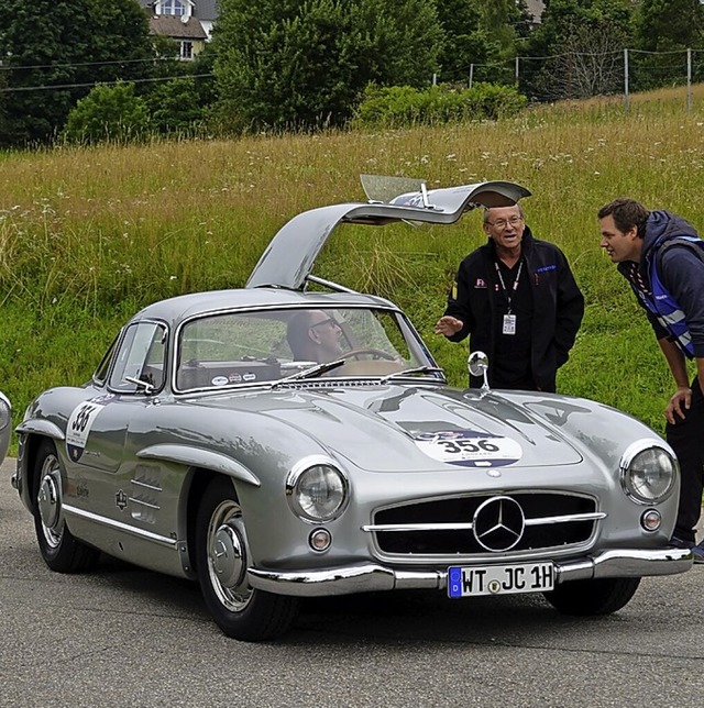 Schne Autos gab es am Sonntag in Herrischried zu sehen.  | Foto: Hans-Jrgen Sackmann