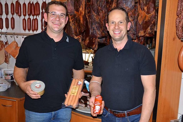 Obermeister Mario Brand (links) und  s...t Feit initiieren eine Spendenaktion.  | Foto: Christian Ringwald
