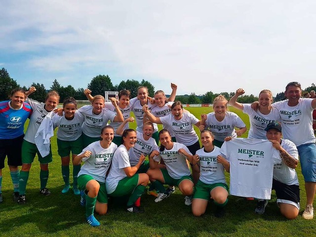 2017 stieg die Frauenmannschaft des Fu...m zweiten Mal in die Verbandsliga auf.  | Foto: FC Hausen