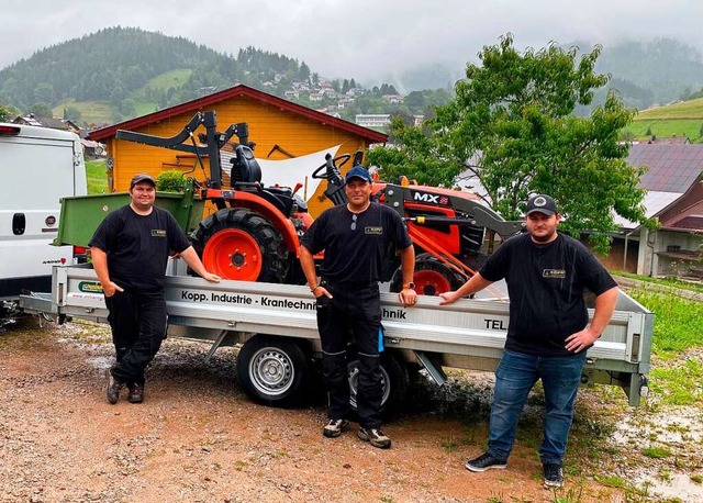 Sie halfen in Ahrweiler:  Dennis Kopp ...und Yannick Kopp aus Malsburg-Marzell.  | Foto: Kanmacher