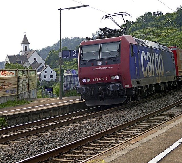 Gterzug in Istein  | Foto: Victoria Langelott