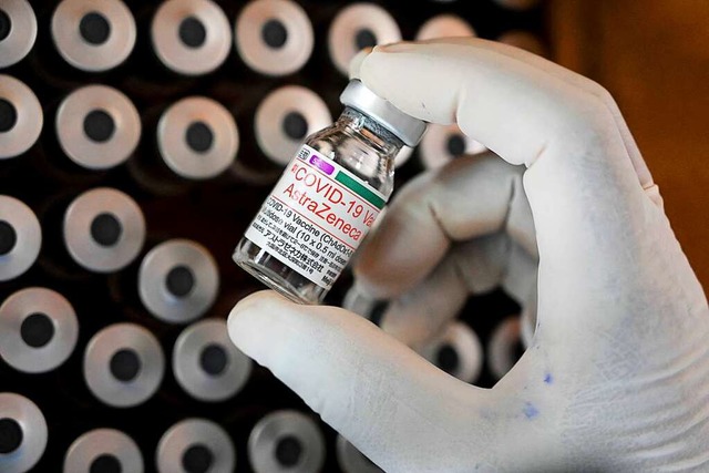 Astrazeneca aus dem Lrracher Impfzentrum wird im Ausland verimpft (Symbolfoto).  | Foto: ISHARA S. KODIKARA (AFP)