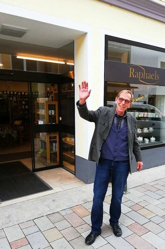 Raphael Frank sagt Adieu. 80 seiner Te...potheke am Fischmarkt abgeholt werden.  | Foto: privat