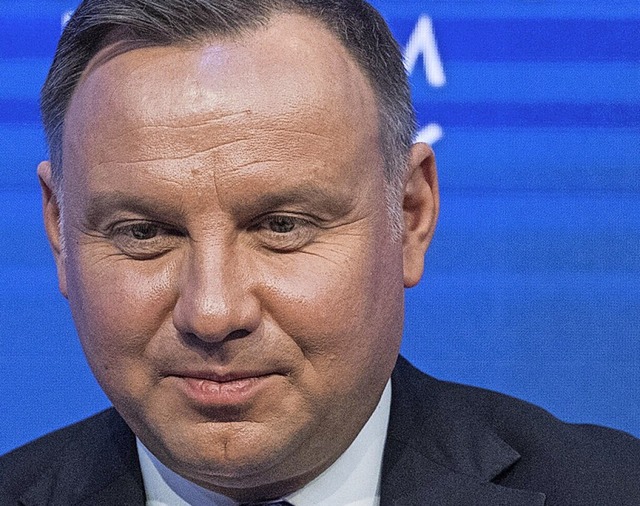 Polens Prsident Andrzej Duda hat das Gesetz auffallend rasch unterzeichnet.  | Foto: Alessandro Della Valle (dpa)