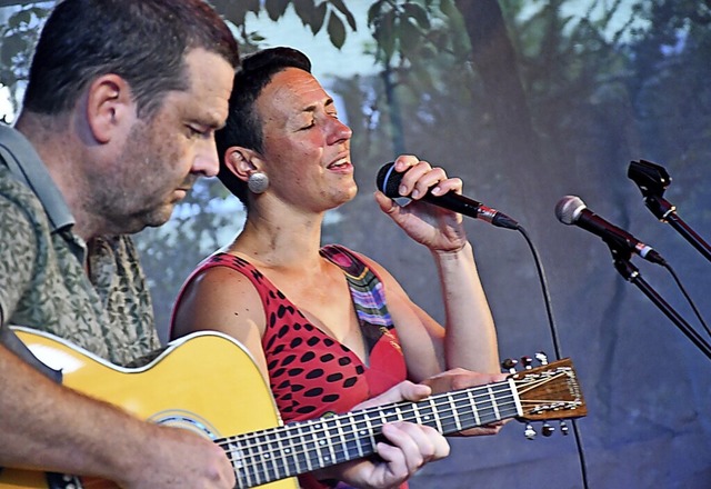 Steffi &amp; Salz im Hof des Nellie Nashorn   | Foto: Barbara Ruda