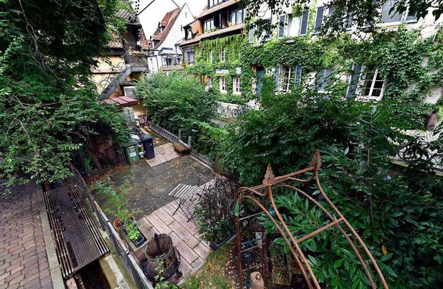 Das Grtchen an der Insel wurde fr ei...z gepflastert, wird aber nicht bebaut.  | Foto: Thomas Kunz