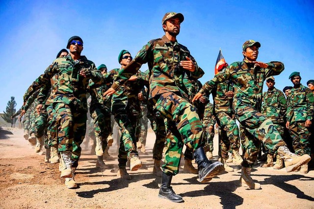 Soldaten der afghanischen Armee im Oktober 2020.  | Foto: HOSHANG HASHIMI (AFP)