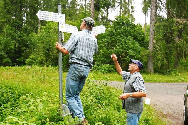 Wegewart Heinz Schemel (rechts) und Wegepate Siegfried Maier.  | Foto: Franz Kaiser