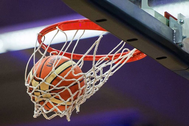 Vom 25. September an gibt&#8217;s wied...Frauenbasketball in Sdbaden zu sehen.  | Foto: Lukas Schulze (dpa)