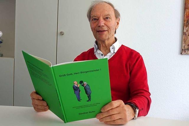 Bad Sckingens Ex-Brgermeister hat ber seine Amtszeit ein Buch zum Schmunzeln geschrieben