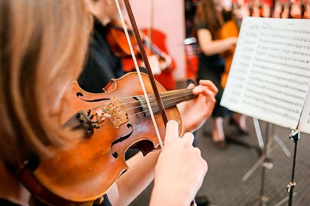 Ein Jugendsinfonieorchester wird am Sa...ise aufmerksam zu machen (Symbolfoto).  | Foto: alipko (stock.adobe.com)