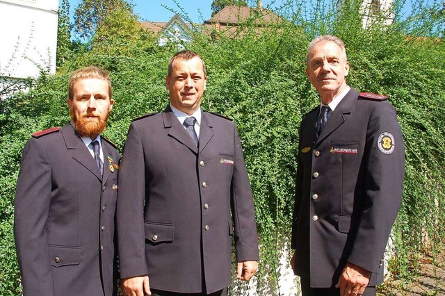 Generationenwechsel bei der Feuerwehr ...thias Bernbach ist der Stellvertreter.  | Foto: Petra Wunderle