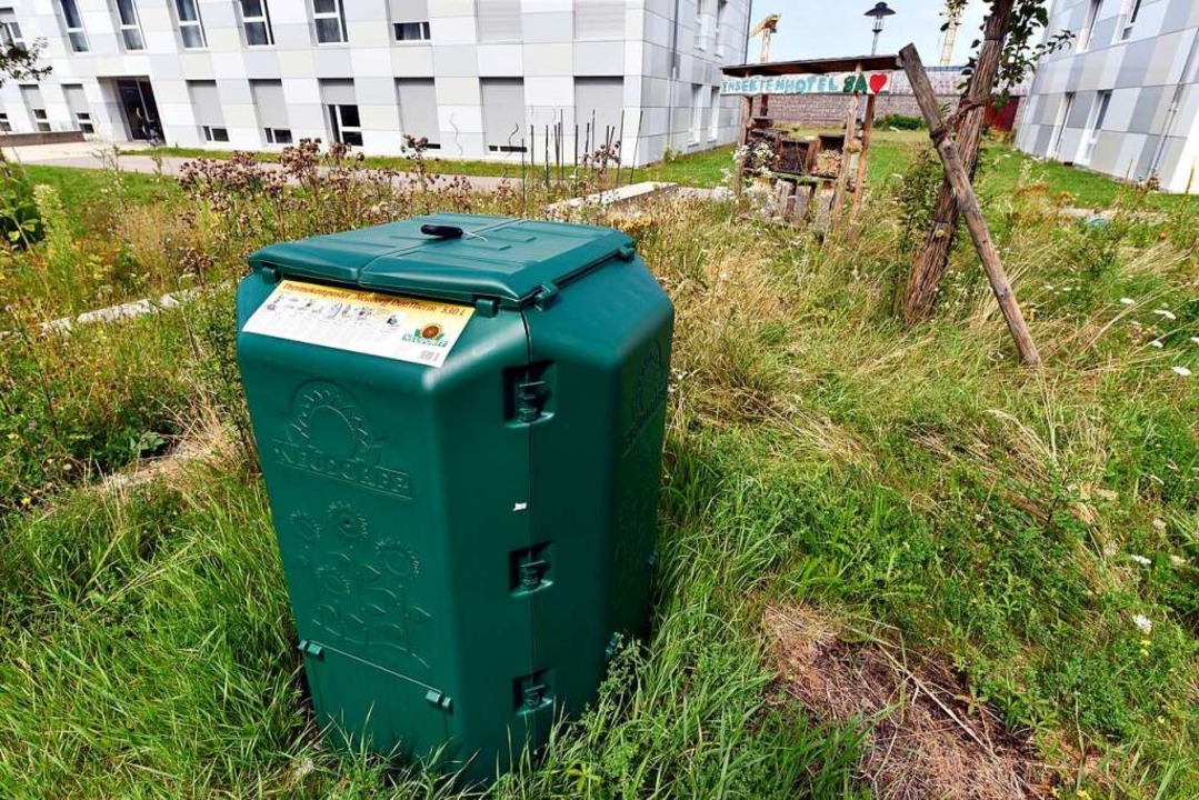 Im Garten bei den Wohnheimen an der Te...t der Uni steht nun dieser Komposter.   | Foto: Thomas Kunz