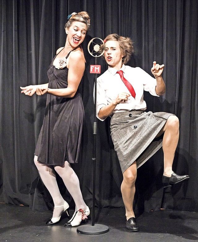 Das Duo Luna Tic mit Stfanie Lang und...lktreff in der Bonndorfer Stadthalle.   | Foto: Nelli Rodriguez