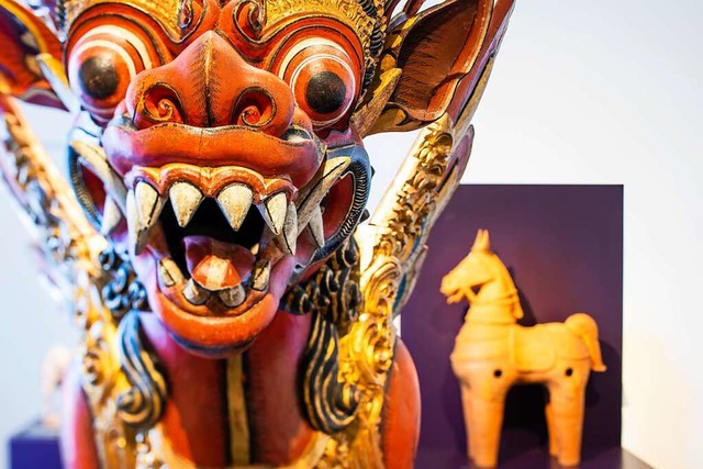 Auf der indonesischen Insel Bali sind ...stellung im Museum der Kulturen Basel.  | Foto: Omar Lemke