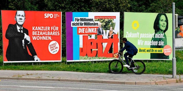 Ein rot-grn-rotes Bndnis knnte zumindest rechnerisch eine Mglichkeit sein.  | Foto: THOMAS KIENZLE (AFP)