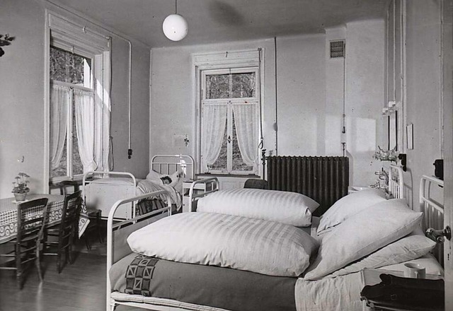 So sahen die Krankenzimmer im Maxhaus ...ar fr seine Zeit modern eingerichtet.  | Foto: Gtermann